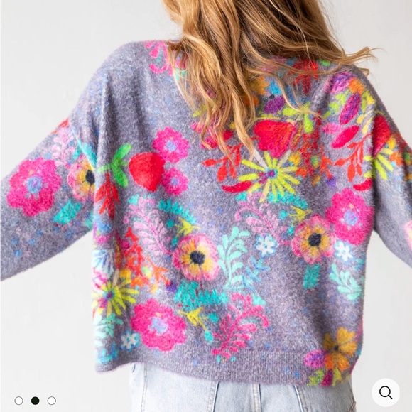 Natural Life Cashmere-Like Mock Neck Sweater: Charcoal Pink Poppy Floral Boho - Picture 3 of 11